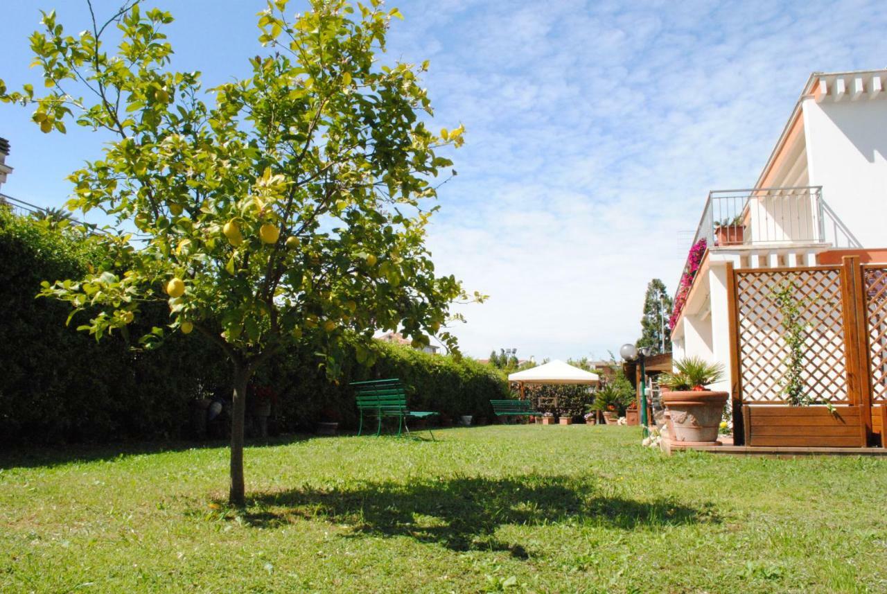 Villa Regina B&B Неттуно Екстер'єр фото